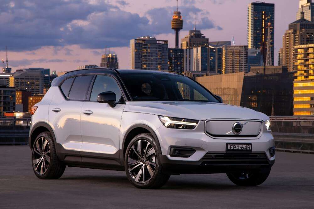 2022 Volvo XC40 Recharge Pure Electric Review image